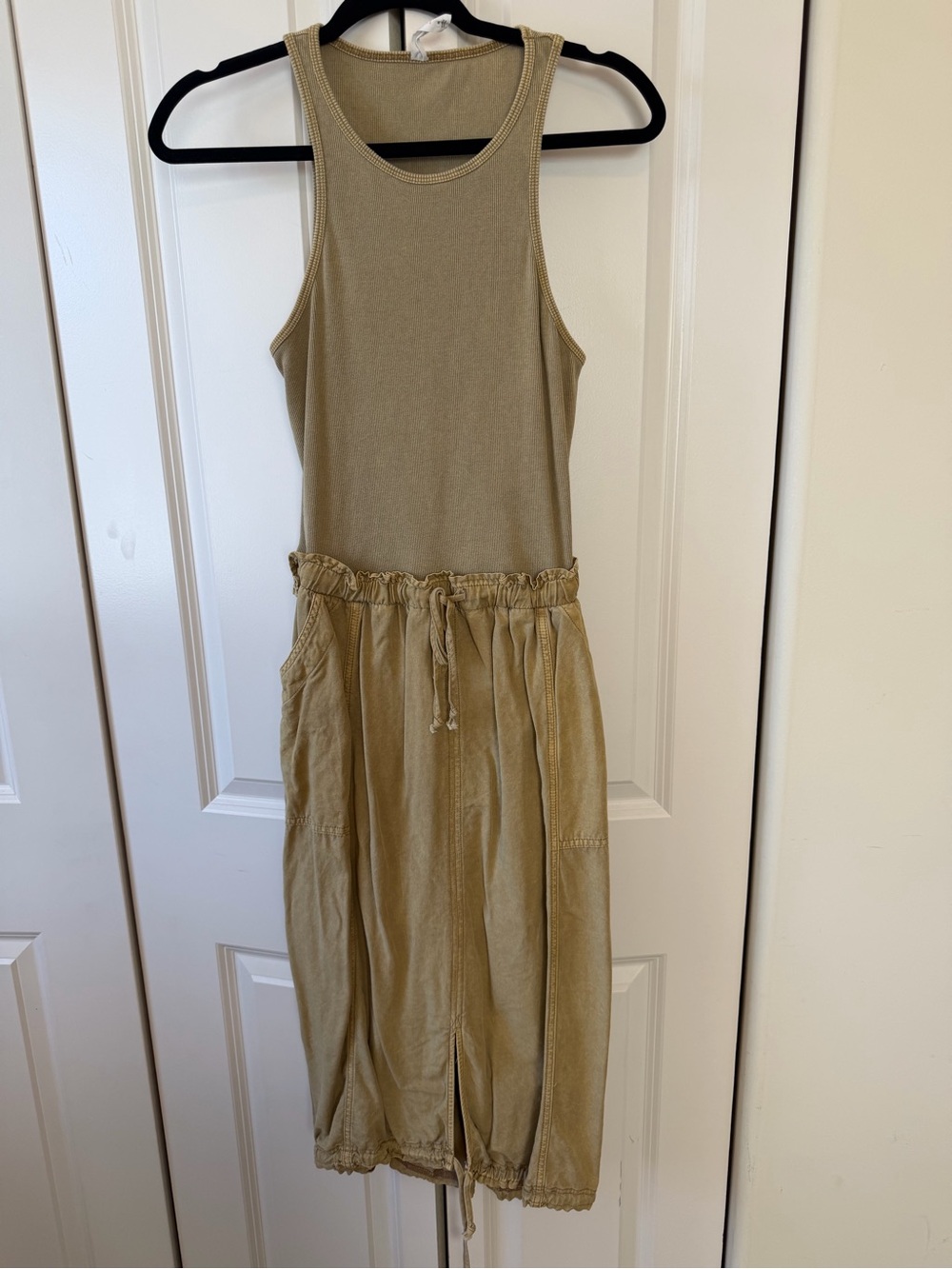 Sleeveless Drawstring Midi Dress in Khaki